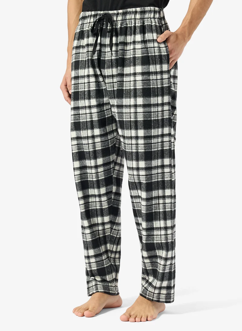 Seventy Five  Regular fit tee and Pant set for Men | Best Price UAE